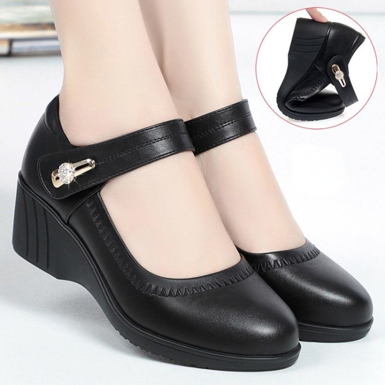 Women's Shoes Heels Genuine soft leather wedge heel shallow mouth small leather shoes 2021 new fashionable and versatile comfortable anti-skid middle-aged and elderly mothers' shoes Ballerinas and Fla
