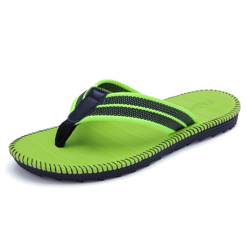Slippers  Flip-Flops A pair of men's and women's shoes summer flip flops Korean fashion men's beach sandals fashion slippers non-slip wear-resistant Summer Breathable take one size bigger