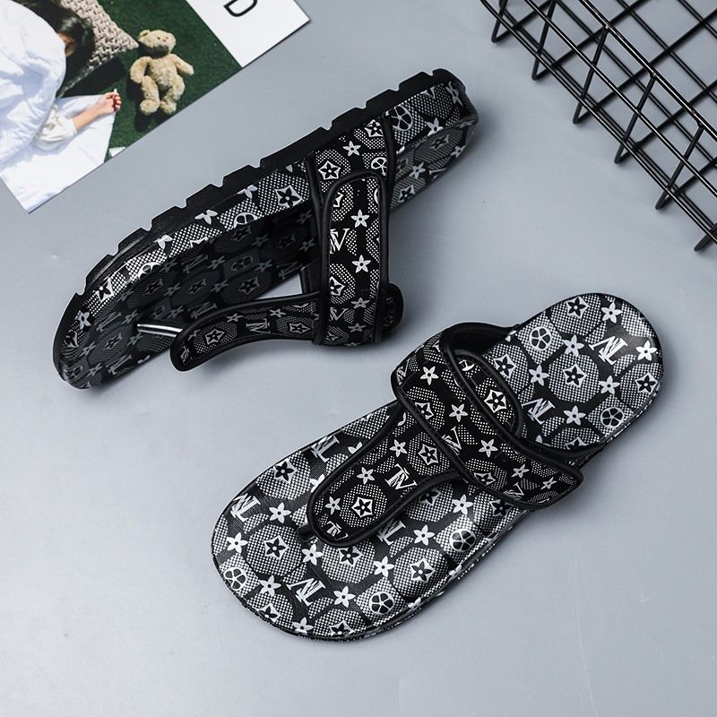 Flip-flops men's sandals, personality, handsome, trendy slippers, non-slip 100 bottom ins