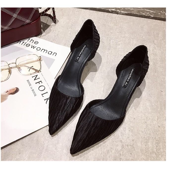 Fashion girl high heels stiletto pointed toe hollow sandals female new shallow mouth single shoes