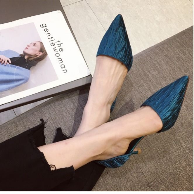 Fashion girl high heels stiletto pointed toe hollow sandals female new shallow mouth single shoes