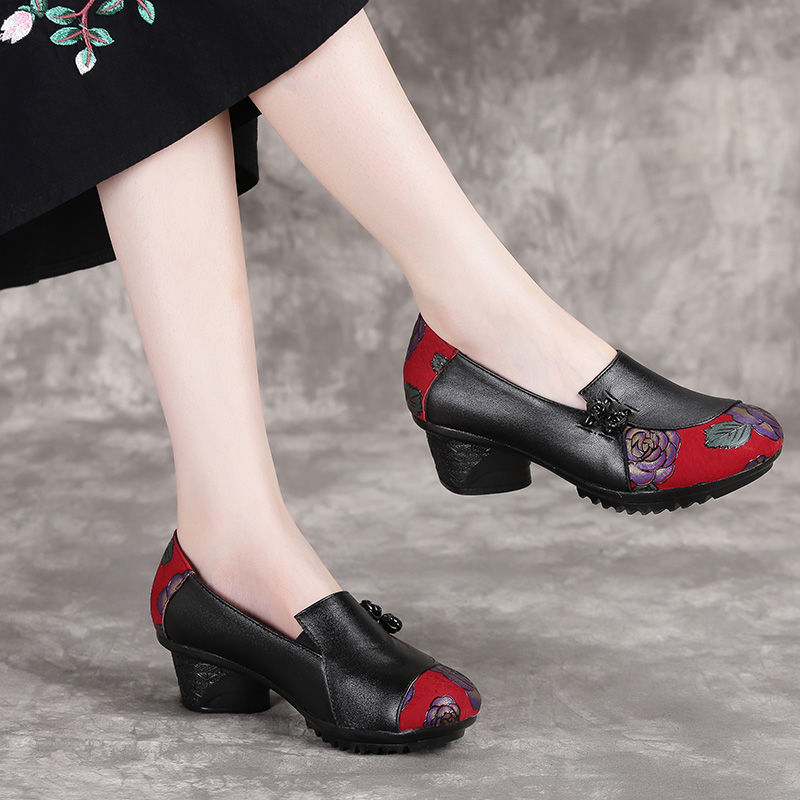 Vintage women's shoes, leather single shoes, soft sole, thick heels, flower casual shoes