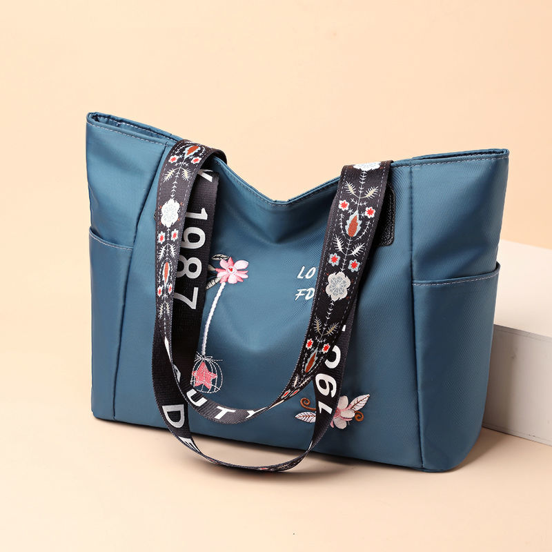 Women's new fashion embroidery handbags all-match one-shoulder Oxford cloth waterproof bag