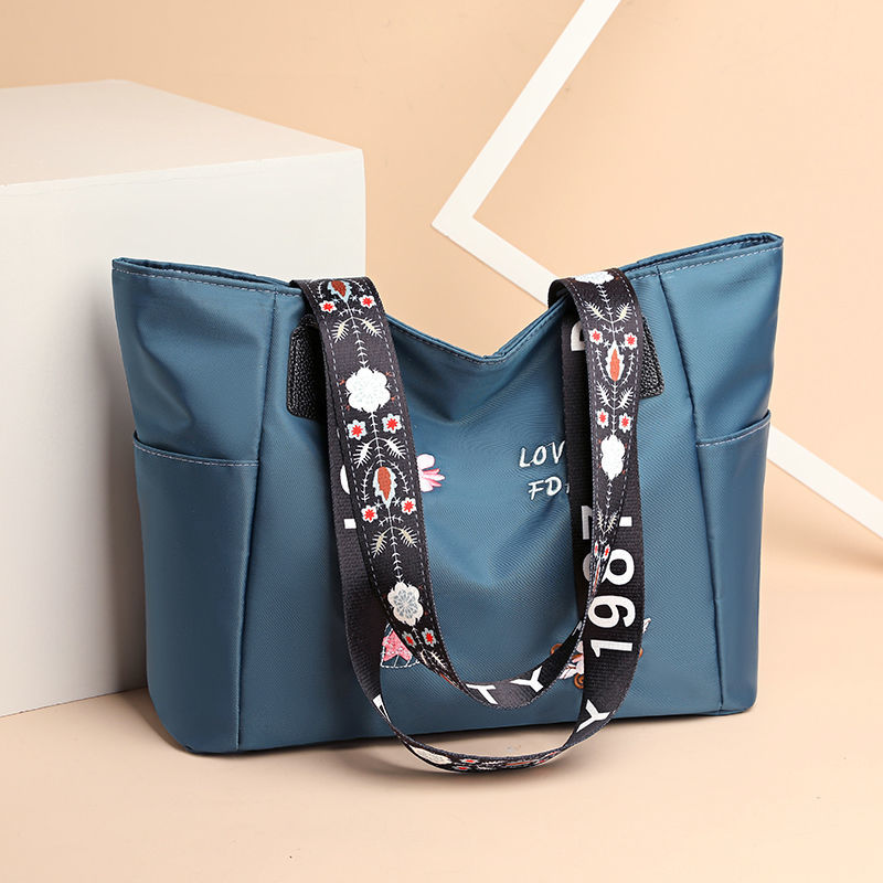 Women's new fashion embroidery handbags all-match one-shoulder Oxford cloth waterproof bag