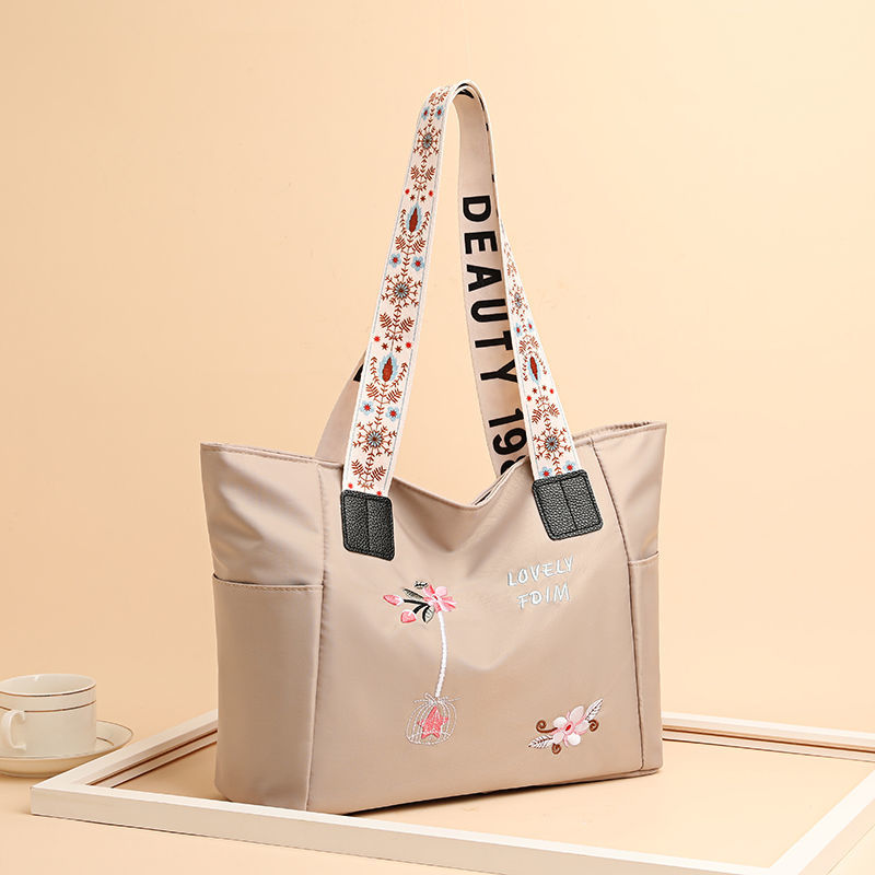 Women's new fashion embroidery handbags all-match one-shoulder Oxford cloth waterproof bag
