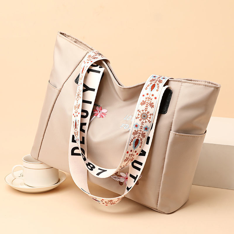 Women's new fashion embroidery handbags all-match one-shoulder Oxford cloth waterproof bag