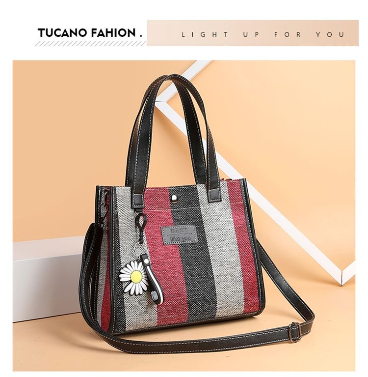 Small bag female bag new Korean fashion bag wild handbag girl shoulder messenger bag