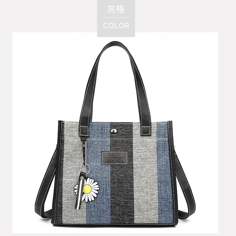 Small bag female bag new Korean fashion bag wild handbag girl shoulder messenger bag