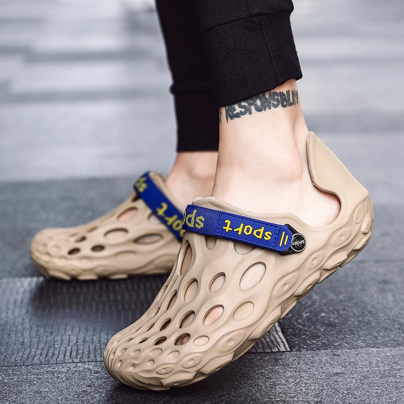 Men&apos;s tide slippers summer new coconut hole shoes Korean fashion men&apos;s beach sandals and slippers