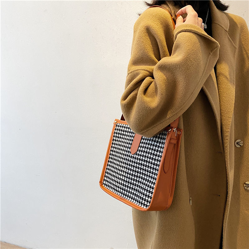 Large-capacity bag female new trendy net celebrity wild tote bag fashion one-shoulder handbag