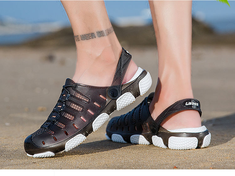 Sandals and slippers men&apos;s non-slip outer wear casual sandals hole shoes casual beach shoes