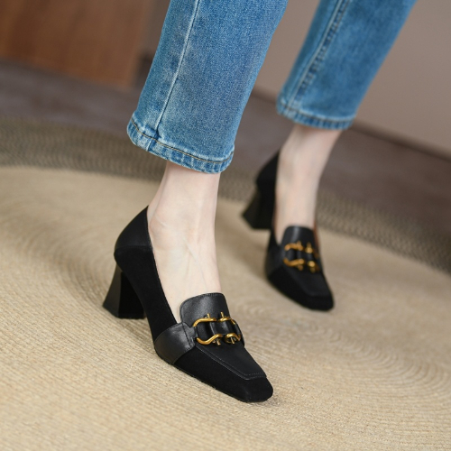 Leather Black French Retro High Heels thick heels 2022 spring and autumn new style square head temperament shallow mouth soft sole single shoe women