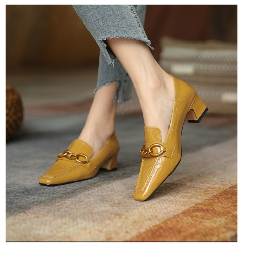 Leather chain thick heel loafer shoes in spring 2022 new patent leather square head middle heel one foot casual single shoes for women