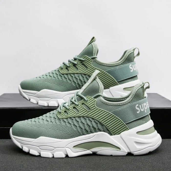 New summer men's shoes flying woven breathable mesh sneakers trendy men's casual shoes comfortable running shoes