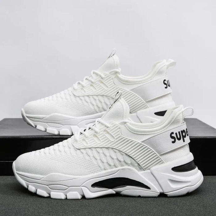 New summer men's shoes flying woven breathable mesh sneakers trendy men's casual shoes comfortable running shoes