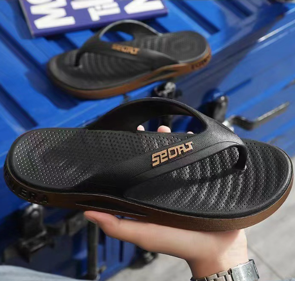 Men sandals beach Flip Flops Shes summer slippers high quality beach sandals non-slip zapatos hombre casual shoes  Fast delivery within 1-5 days