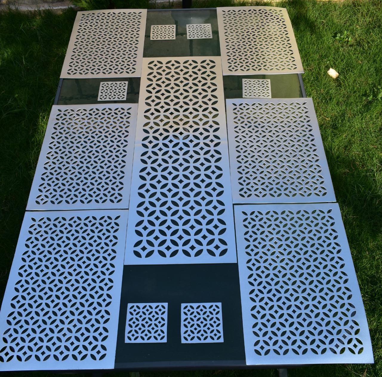 13pcs non woven kitchen tablemats set 6pcs table mats , 6pcs cup coasters , 1pc Runner