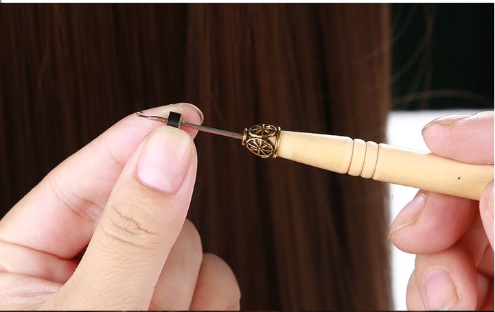 2 Pcs Wooden Handle Needle Lace Wig Knitting Micro Ring Loop Hair Weaving Crochet Hook Tools