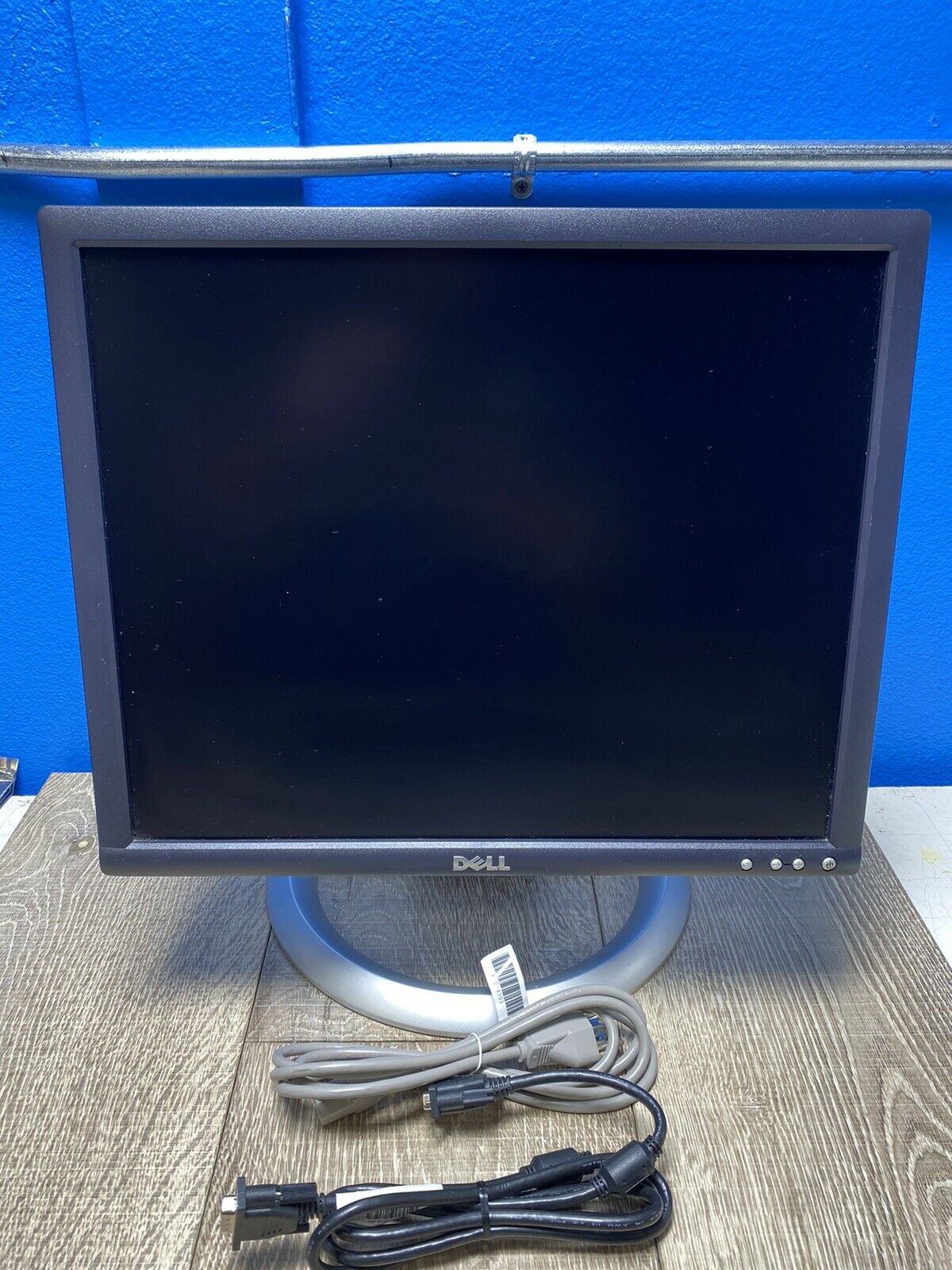 Dell 1905FP LCD Monitor  19&quot;