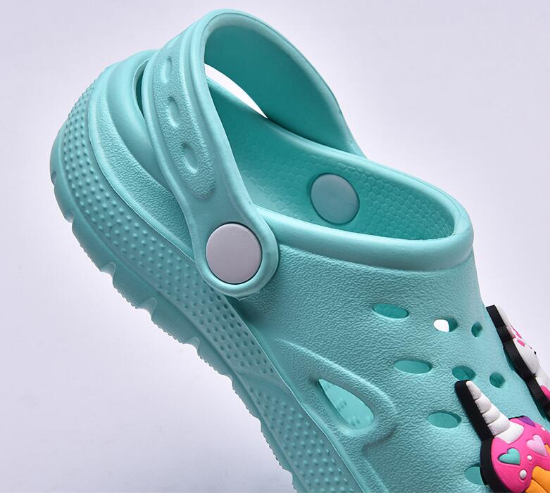 2020 New Children Cartoon Characters Cave Shoes Boys Girls Slippers sandals two wear Antiskid Beach