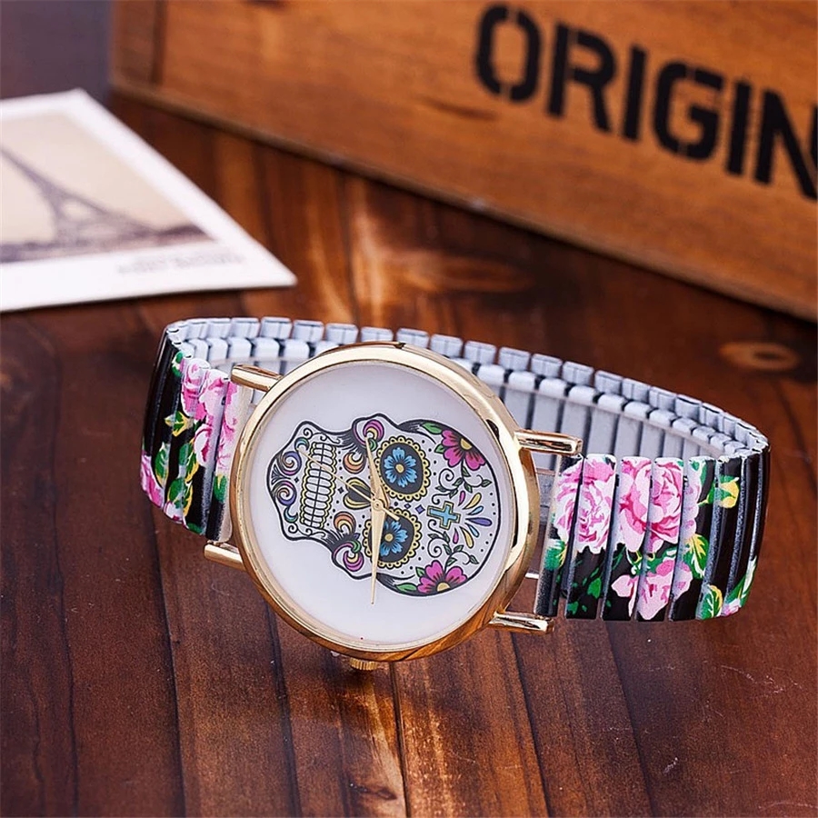 Fashion Skull Printing Steel Band Stretch Watches Casual Women Student Elastic Quartz Wristwatch