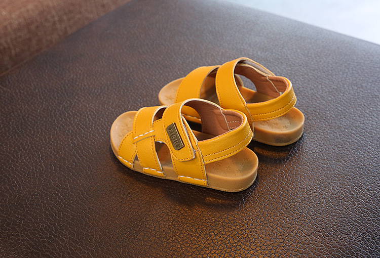 Summer Boys Button Beach Shoes Sandals Leather Casual Shoes Breathable Children's Sandals Outwear