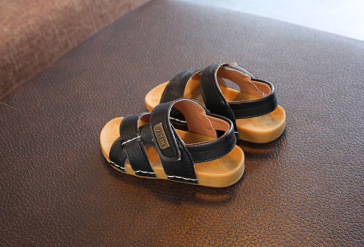 Summer Boys Button Beach Shoes Sandals Leather Casual Shoes Breathable Children's Sandals Outwear