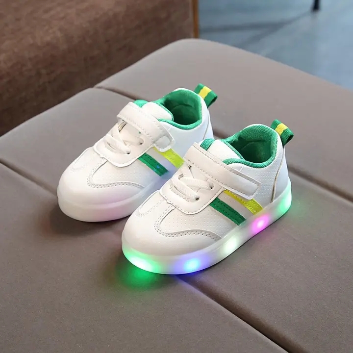 Spring Baby Boy Fashion Light Board Athletic Shoes Casual Shoes Girl Kids LED Flash Children Sneaker