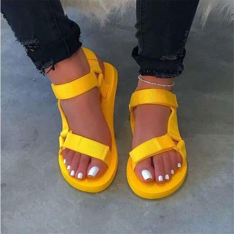 New Women Soft Slip Sandals Girl Buckle Strap Foam Sole Durable Ladies Outdoor Casual Beach Shoes