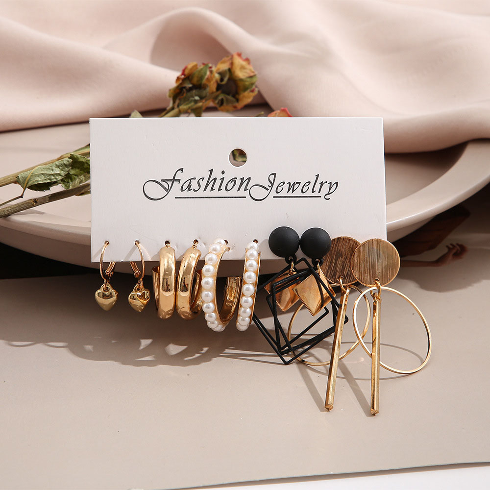 New Arrivals Earring set 2024 fashion jewelry pearl creative minimalist geometric alloy earrings hoop earrings Valentine's Day girlfriend gift for women