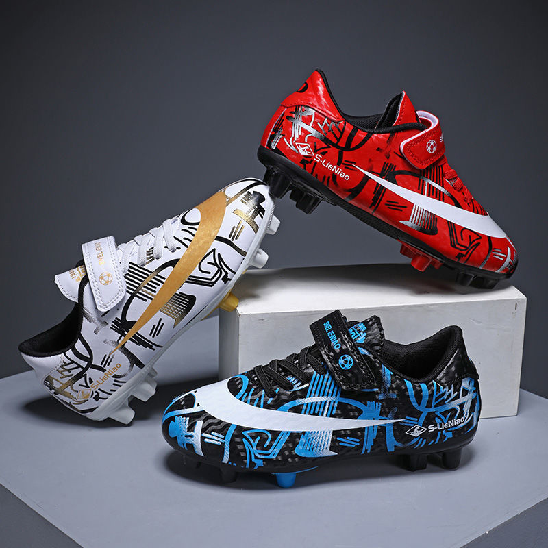 ASSKLO Kids Soccer Shoes Boys Elementary School Students Anti-Slip Professional Soccer Shoes Nails Competition Special Soccer Shoes Female Handsome