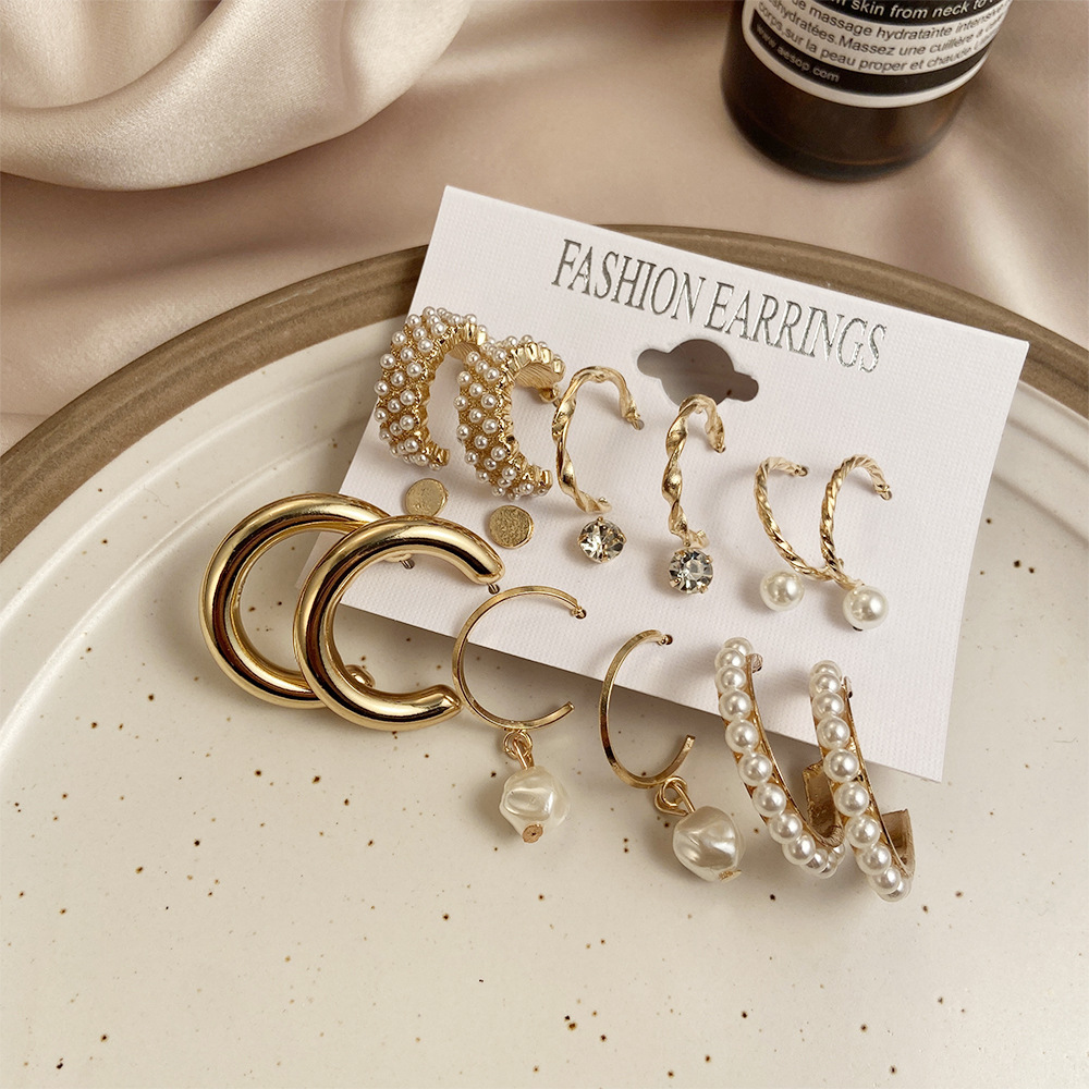 New Arrivals Earring set 2024 fashion jewelry pearl creative minimalist geometric alloy earrings hoop earrings Valentine's Day girlfriend gift for women