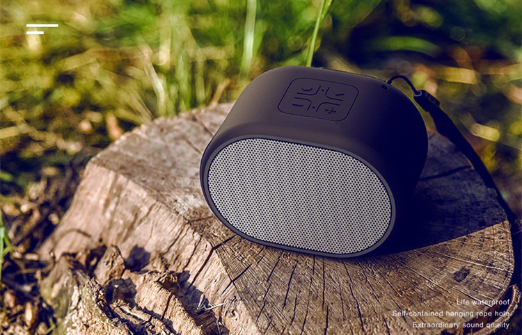 Wireless Bluetooth Speaker Fashion / Mini Portable Fast link Multimedia Large capacity Waterproof