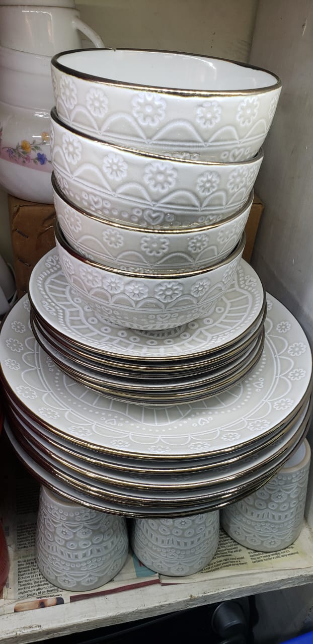 24 Pcs quality Ceramic Dinner set plates, cups soup bowl side plates microwave friendly dinner set