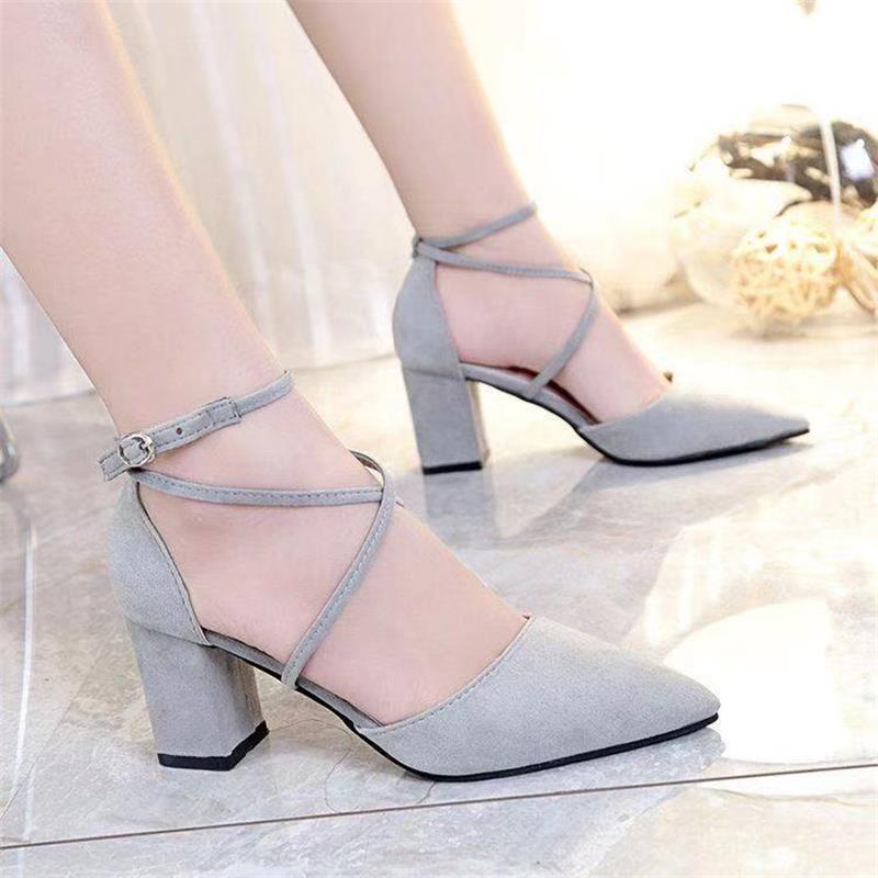 Size 35-40 Fashion Women&apos;s New High Heel Shoes Ladie’S Pointy Toe Sandals Girl’S Modern Party Shoes
