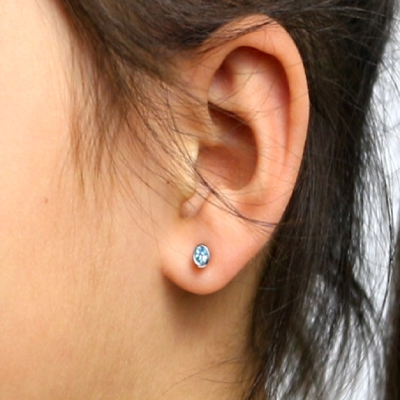 Disposable ear piercing gun Manual piercing gun Disposable ear piercing gun Ear piercing device Ear piercing device