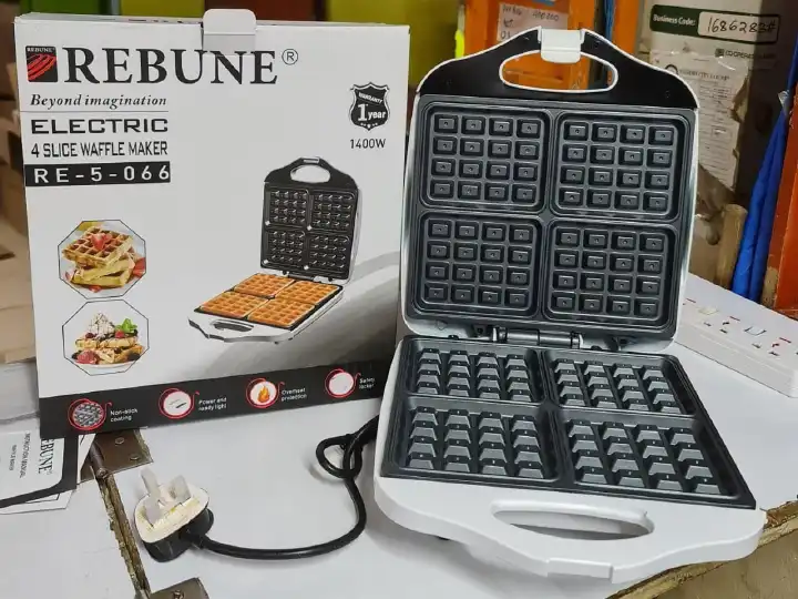 4 Slots Rebune Waffle Maker Excellent waffle maker with 1 year warranty RE-5-066