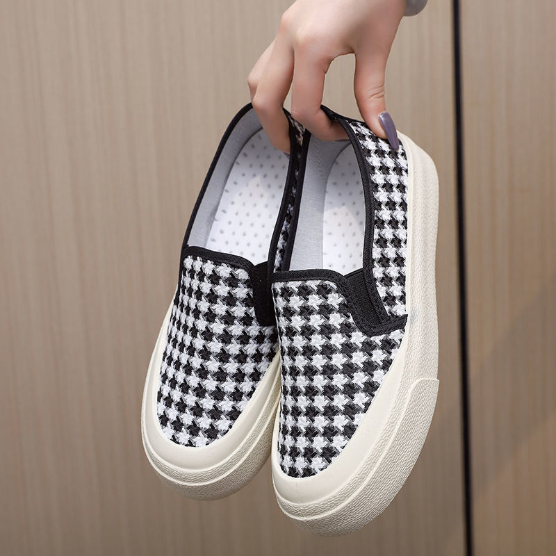 Women canvas shoes new fashion women single shoes comfortable and light Loafer