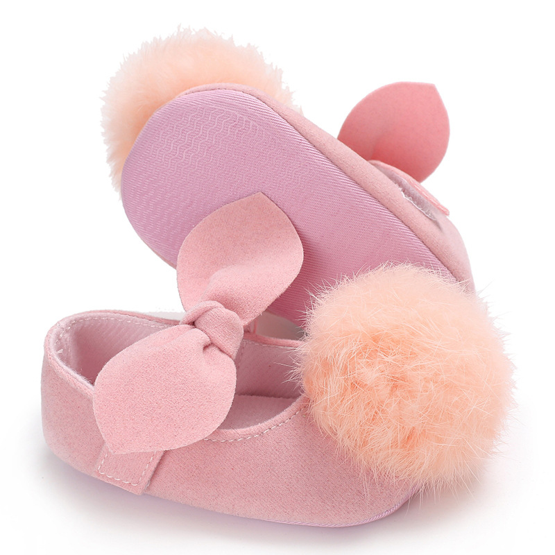 Baby princess shoes 0-1 years old women&apos;s treasure hair ball princess shoes thin silica gel antiskid