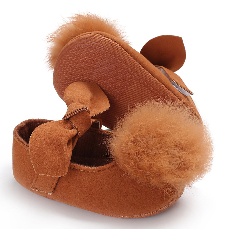 Baby princess shoes 0-1 years old women&apos;s treasure hair ball princess shoes thin silica gel antiskid