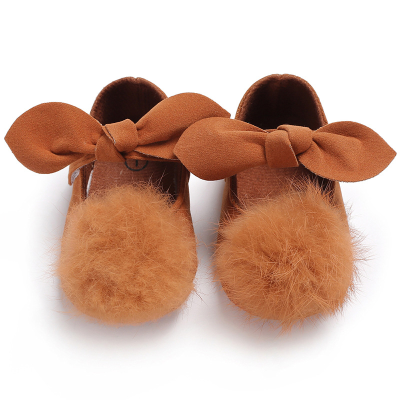 Baby princess shoes 0-1 years old women&apos;s treasure hair ball princess shoes thin silica gel antiskid