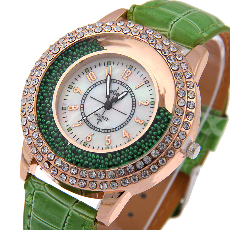 Fashion set rhinestone quicksand turn bead round quartz ladies leather strap watch