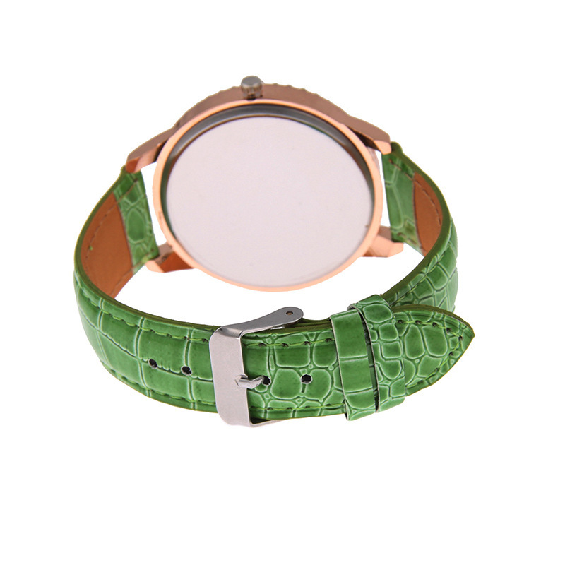 Fashion set rhinestone quicksand turn bead round quartz ladies leather strap watch
