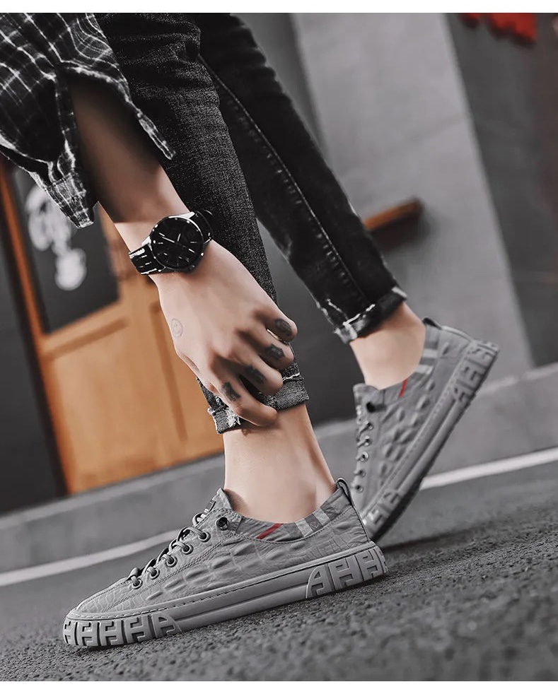 2021 men&apos;s shoes new breathable ice silk cloth casual sports shoes canvas shoes
