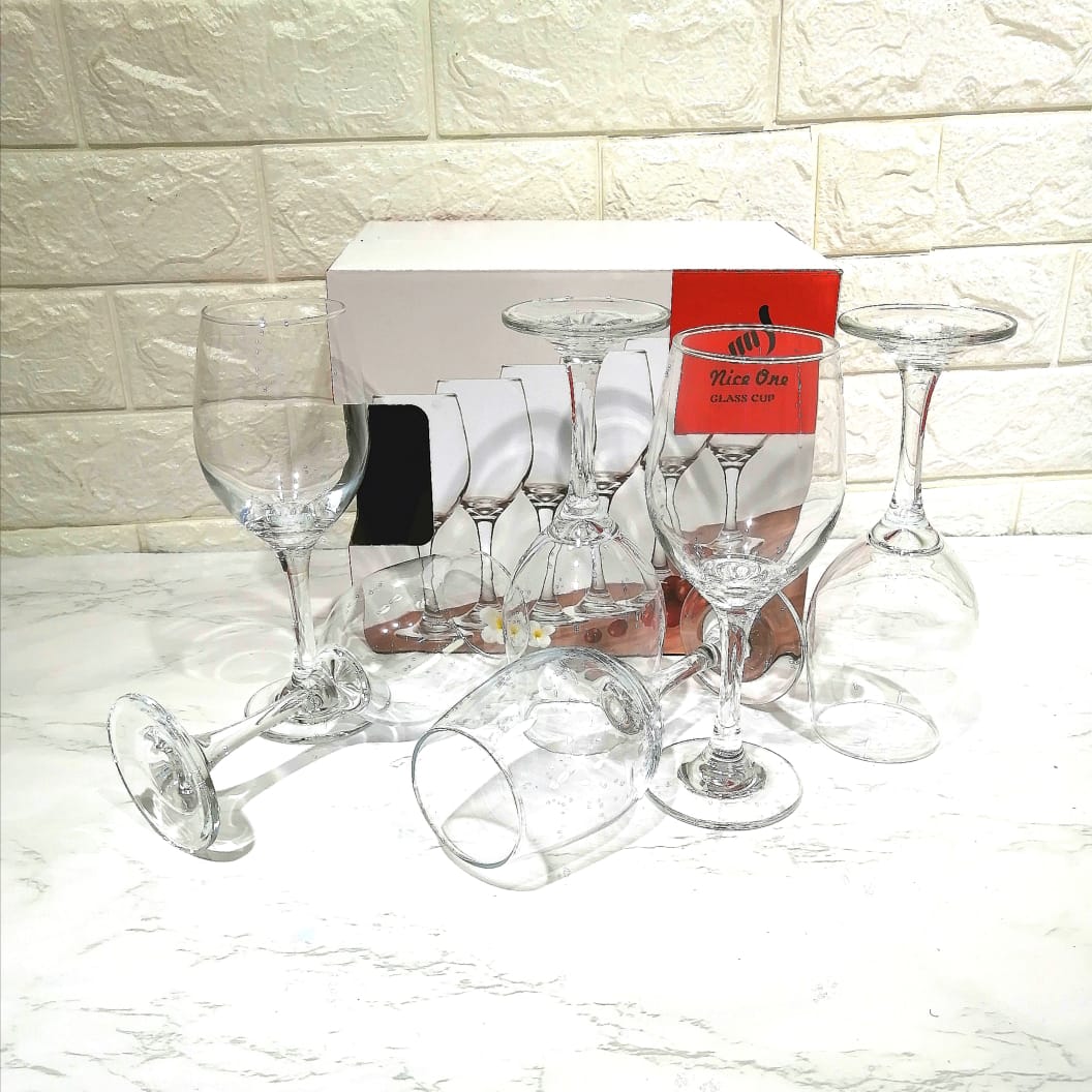 kitchenSet of 6 Wine glasses