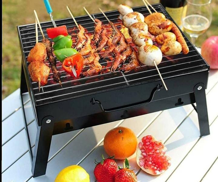 Portable charcoal kitchen grill for home use
