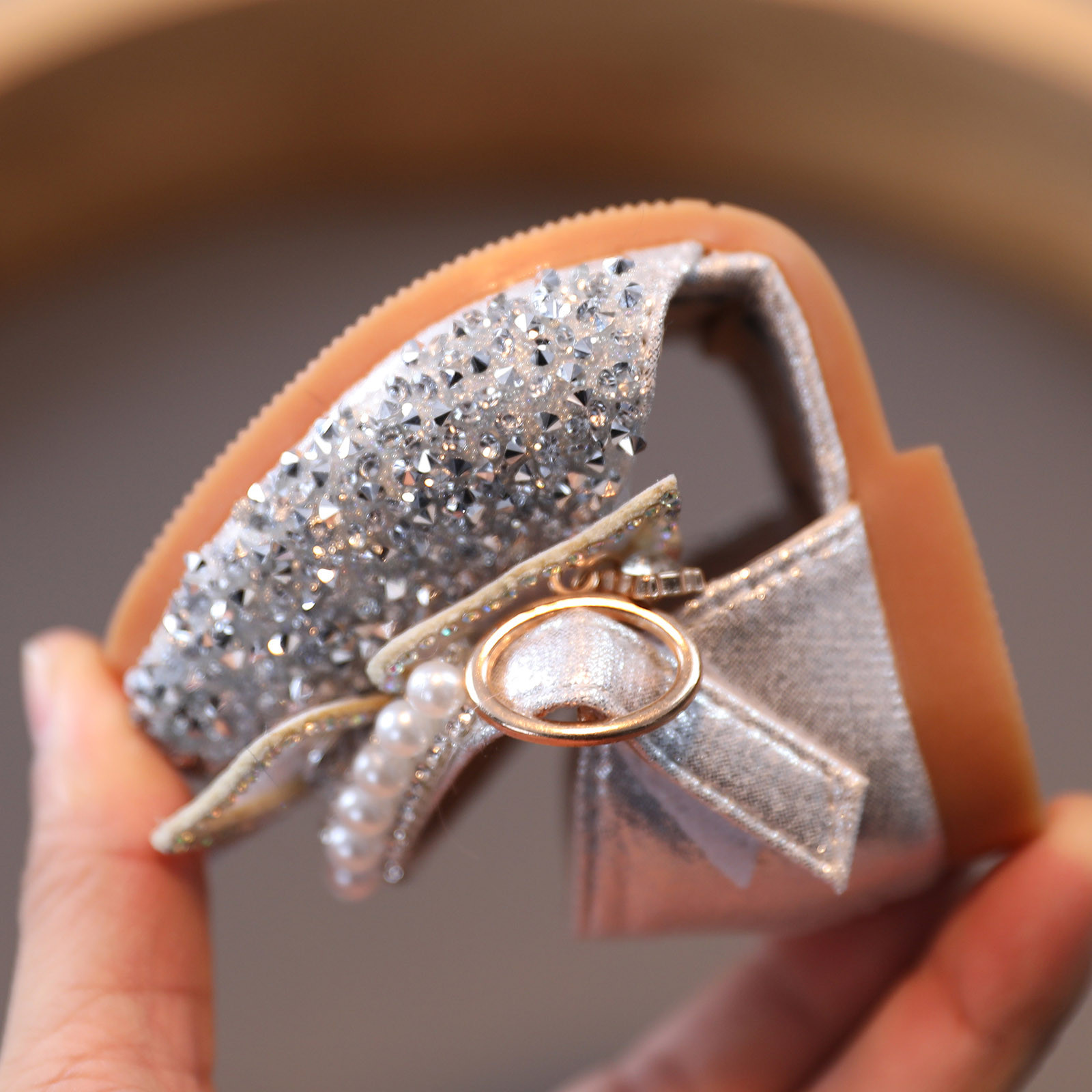 2021 girls princess leather shoes flowers casual glitter children's high heels bow sandals