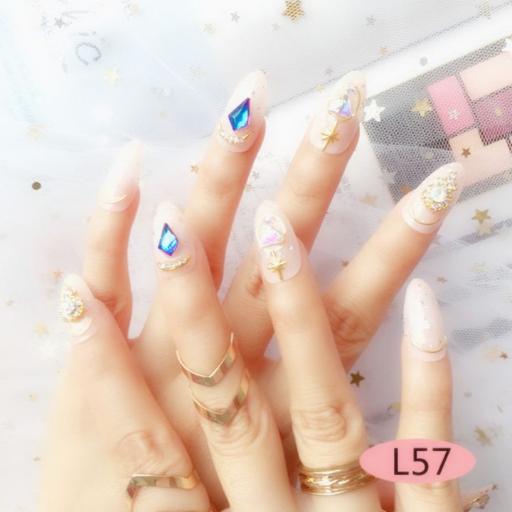 2021 Manicure Fashion Girl Wearing Nail Piece Removable Bride's Evening Parties Fake Nails