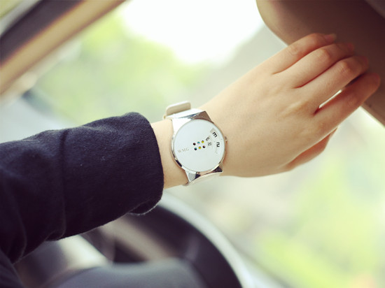 Personality creativity black white women watches fashion leather watch men woman quartz clock unisex wristwatches gifts