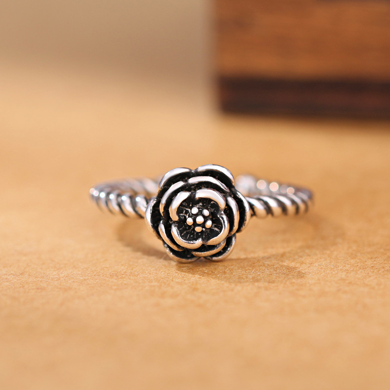 New Retro Black Rose Ring Men And Women Creative Trend Fashion Opening Adjustment Ring Jewelry Accessories